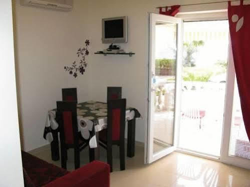 Apartment Lydia Bilan Vodice Eksteriør bilde