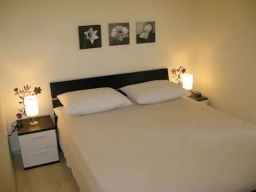 Apartment Lydia Bilan Vodice Eksteriør bilde
